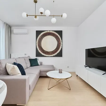 Appartamento Centrum Poludnie With Parking By Renters
