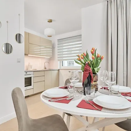 Appartamento Centrum Poludnie With Parking By Renters
