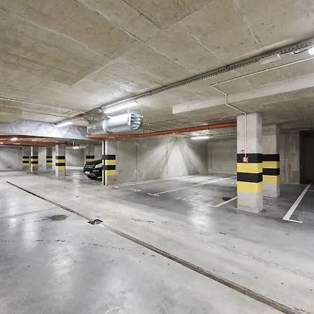 Appartamento Centrum Poludnie With Parking By Renters